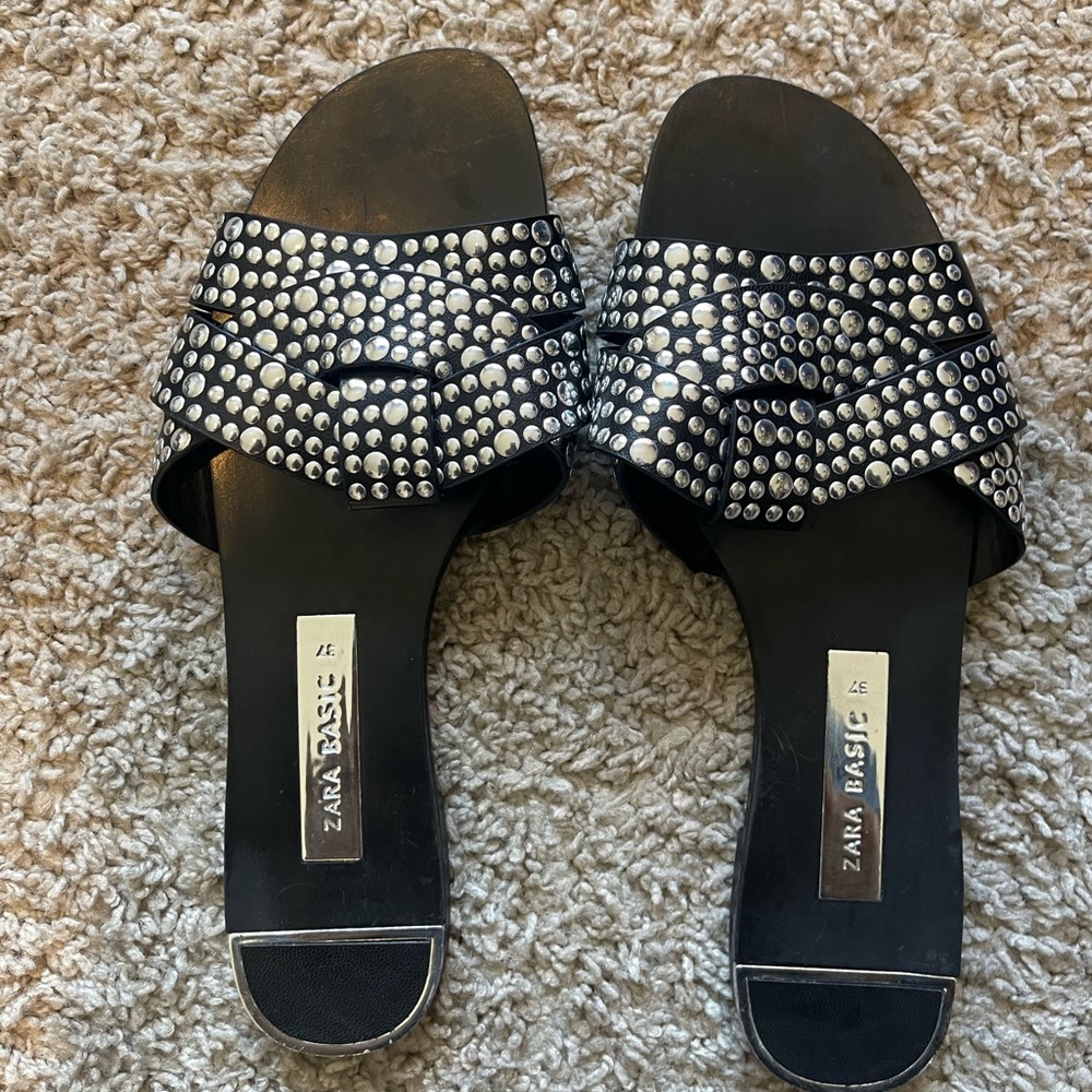 Zara sandals with heel